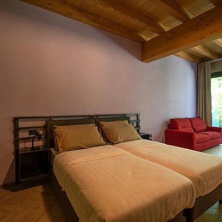 Agriturismo Monsereno Horses Imbersago Екстер'єр фото